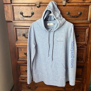 Vineyard Vines light blue hooded pull-over